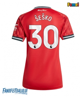 Manchester United Benjamin Sesko #30 Tricou Fotbal Replică 2025-26 Femei Acasa